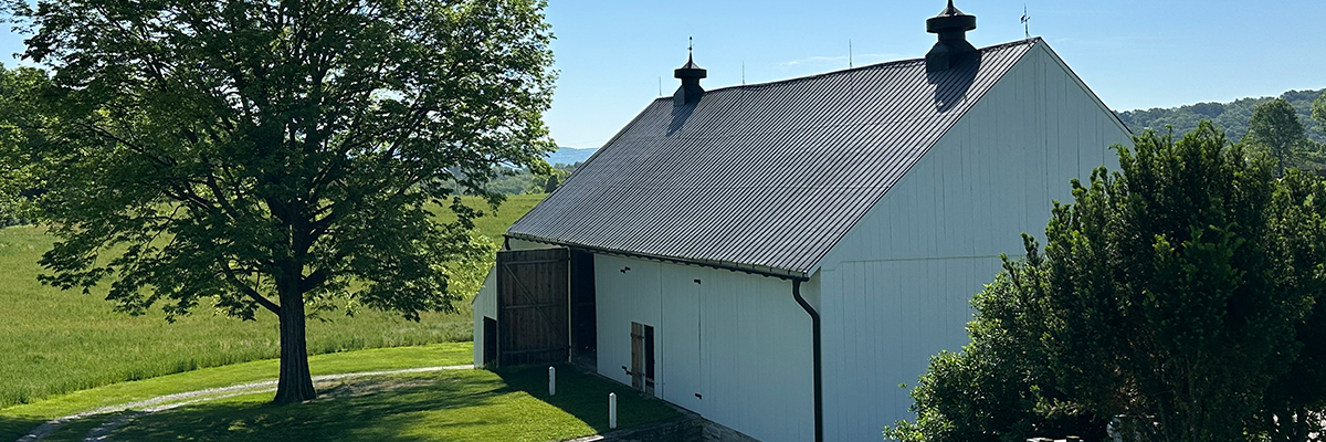 Pry Barn carousel