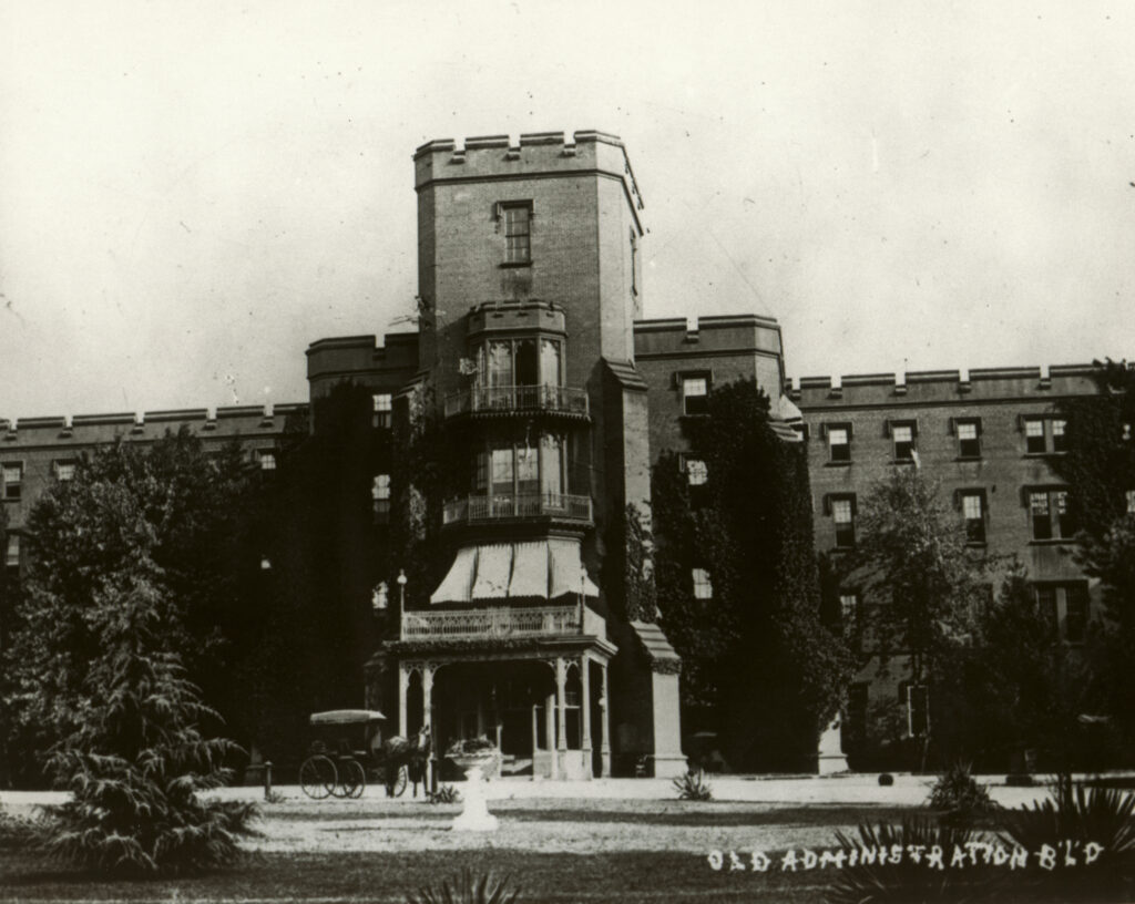 Center Building at St Elizabeths c 1852 - 1877